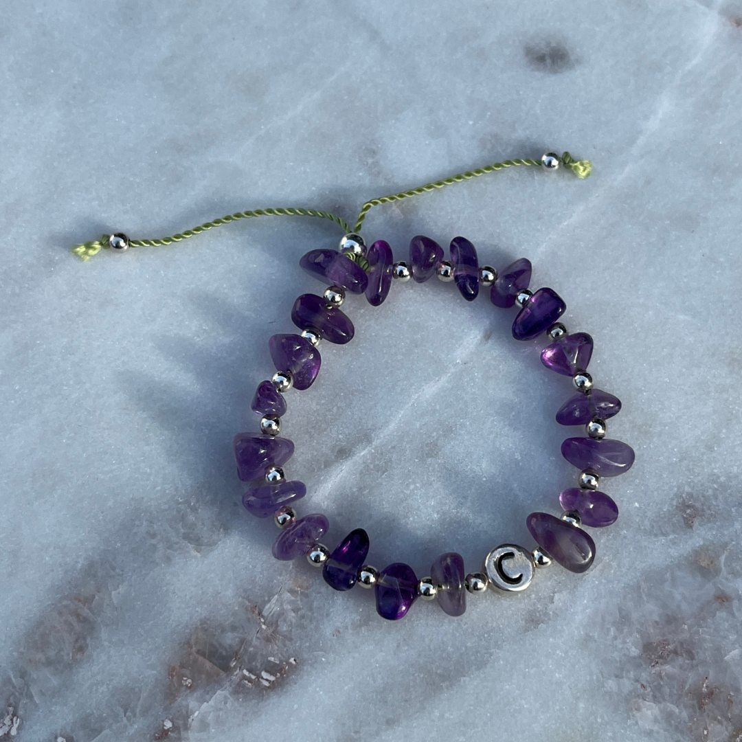 Amethyst Armband mit Silber-Buchstaben