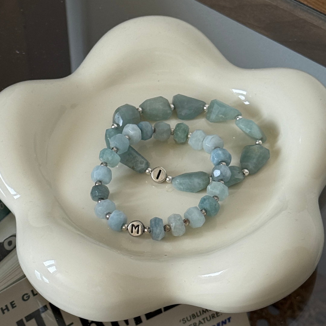 Aqaumarin Armband, personalisiert, Buchstabenperlen, Silber