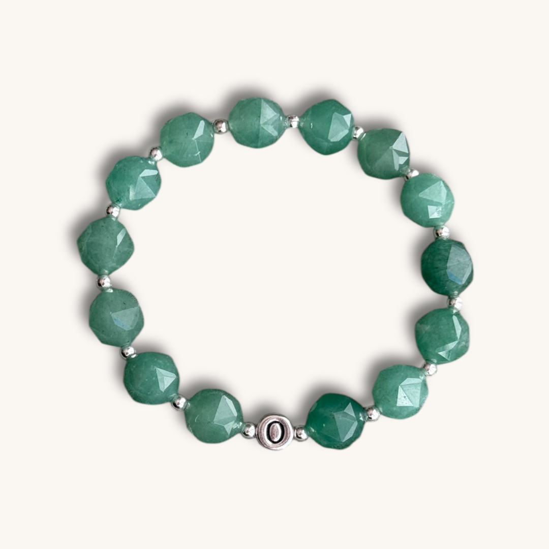 Armband aus Grünem Aventurin und Buchstabenperle in Silber