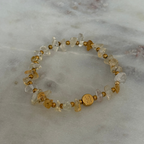 Armband aus Citrin, personalisiert, Buchstabenperlen, goldfarbener Edelstahl