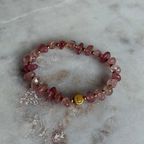 Erdbeerquarz Armband, personalisiert mit Buchstabenperlen in 925 Silber