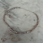 Perlenkette mit Süßwasserperlenin Rosa, personalisiert, Buchstabenperlen, goldfarbener Edelstahl