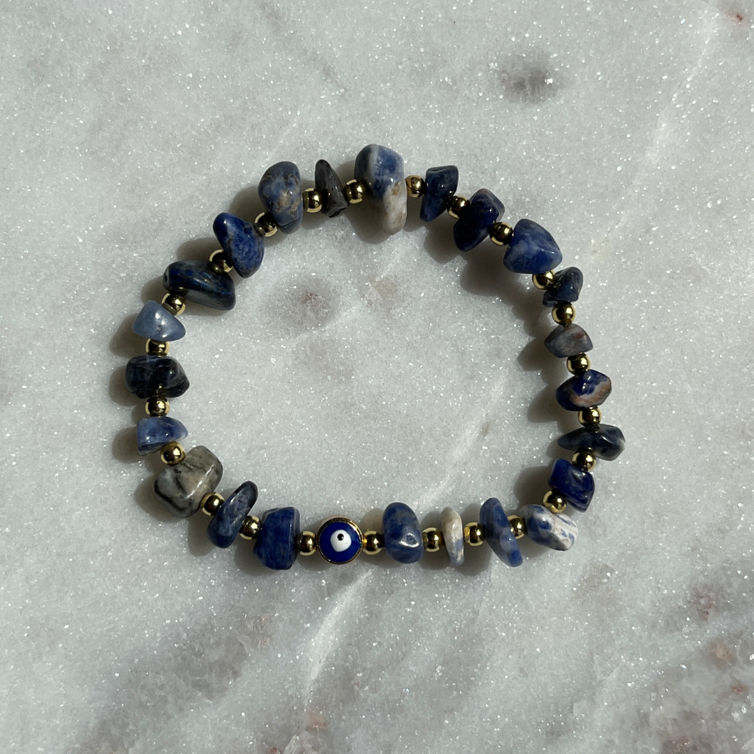 Sodalite bracelet with protective eye 