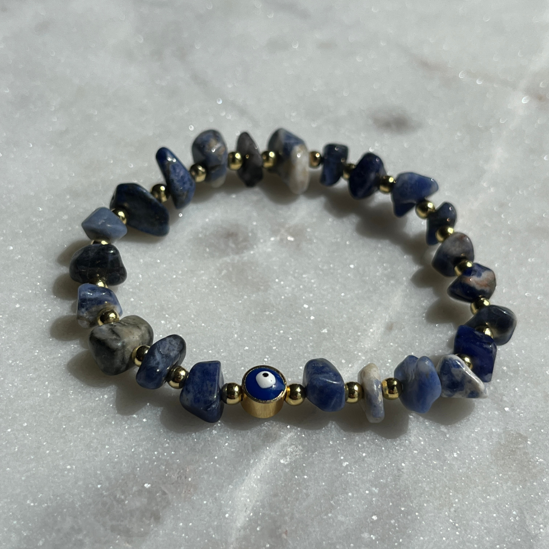 Sodalite bracelet with protective eye 